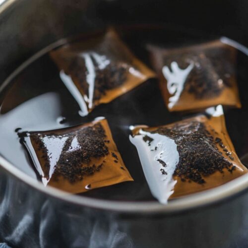 Steeping-Tea-in-Saucepan